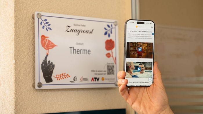 Mithilfe von QR-Codes können Drehorte entdeckt werden.