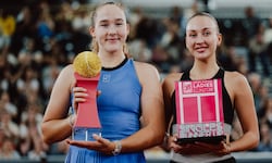 Mirra Andrejewa und Anastasia Potapova 