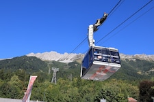 Das Jagdgebiet liegt westlich der Seegrube und reicht bis in etwa zur Brandjochspitze. Die ...