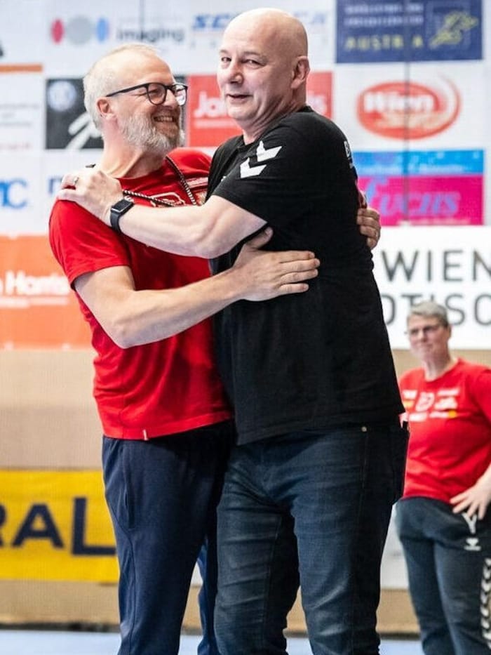 Trainer Peter Eckl (li.) und Boss Tom Menzl.