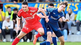 Gmünd und Nico Payer (li.) unterlagen auswärts im Derby Malta mit Matteo Maier (re.).