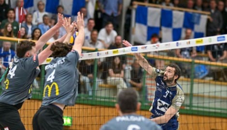 Christoph Marks (re.) und die Hartberger fanden gegen die Rieder nicht genug Durchschlagskraft.