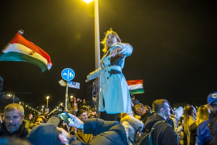 Die Wahlbeteiligung von knapp 80 Prozent ergibt einen neuen Rekord bei Parlamentswahlen in ...