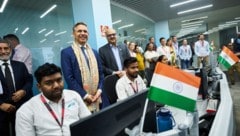 Wirtschaftsminister Wolfgang Hattmannsdorfer ist gerade mit Vertretern von rund 40 ...