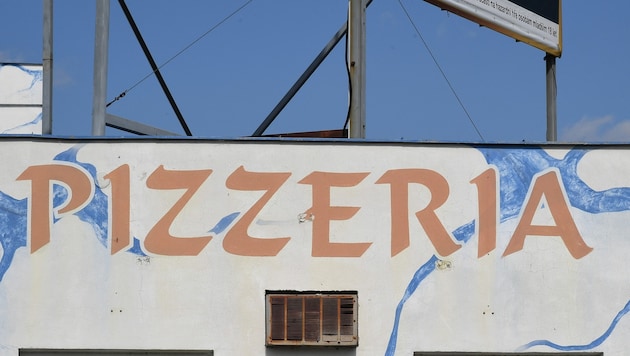 In einer Pizzeria in der Klagenfurter Innenstadt bestellte ein bislang Unbekannter eine Mahlzeit ...