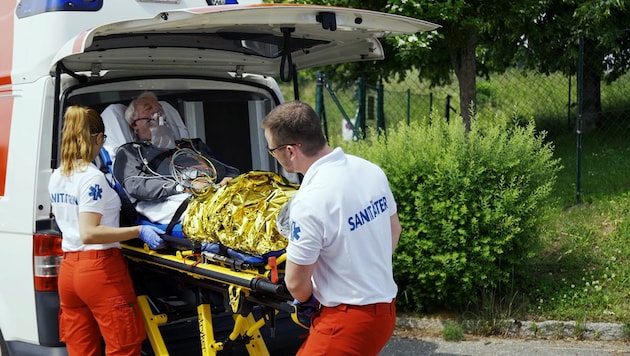 Sanitäter sind 24 Stunden am Tag für uns alle da.