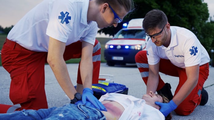 Gesucht werden 144 Sanis für ein Abschlussevent im Parlament.