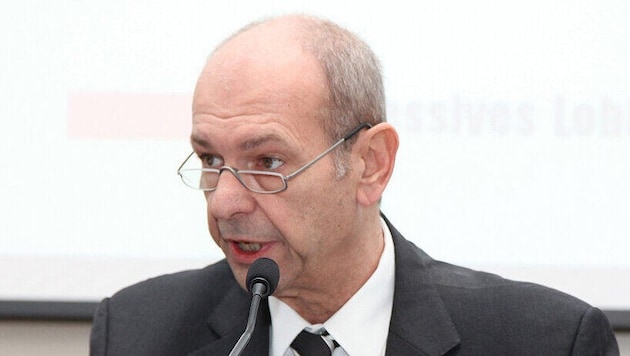 Der Wiener „Pokerkönig“ Peter Zanoni ist im Alter von 71 Jahren gestorben. Er hatte Ende der ...