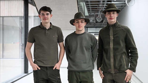 Jäger und bald Gemüsebauern: Ferdinand Rizy, Luka Miskic, Leevi Strasser (v.li.)