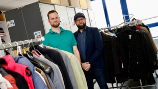 Michael Kratz (li.) und Joachim Hagn im Logistikzentrum in Graz-Andritz