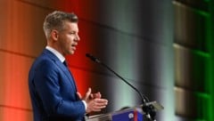 TISZA-Chef Péter Magyar hat die Ära Orbán am Sonntag in eindrucksvoller Manier beendet.