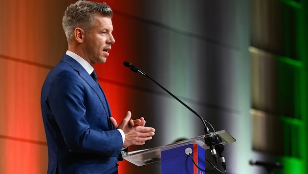 TISZA-Chef Péter Magyar hat die Ära Orbán am Sonntag in eindrucksvoller Manier beendet.