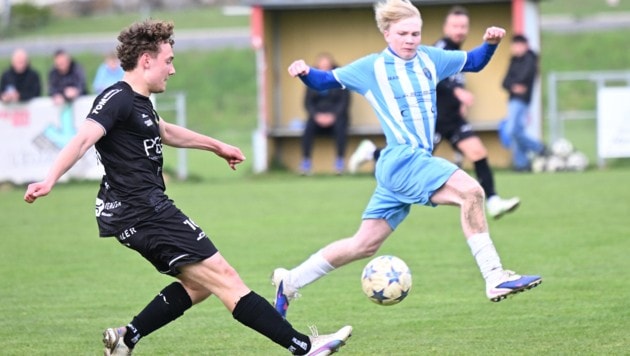 Wilhering/M. (schwarz) behielt beim 2:0 die Oberhand.