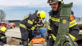 Für Ernstfälle müssen Feuerwehren üben und trainieren! 