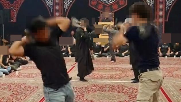 Auch Selbstgeißelungen stehen laut einem Insider in der Wiener Moschee an der Tagesordnung.