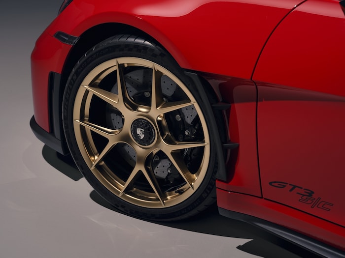 Die Magnesium-Räder sparen neun Kilogramm.