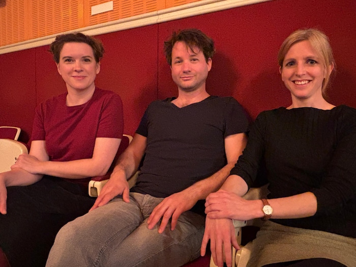 Sabine und Michael Kristof-Kranzelbinder sowie Nicole Radeschnig (v.l.n.r.) proben seit Februar ...