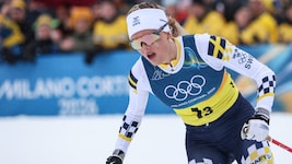 Bei den Olympischen Spielen gewann Frida Karlsson heuer zweimal Gold und einmal Silber.