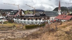 Bei einem Brand vor einer Woche wurden Teile des Hotel Klosterbräu im Ortszentrum von Seefeld ...