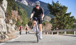 Rennradfahren wird immer beliebter. Vor dem Fahrradkauf gut beraten lassen.
