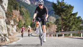 Rennradfahren wird immer beliebter. Vor dem Fahrradkauf gut beraten lassen.