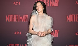 Anne Hathaway sorgte in einem Hauch von Nichts bei der Premiere ihres Films „Mother Mary“ für ...