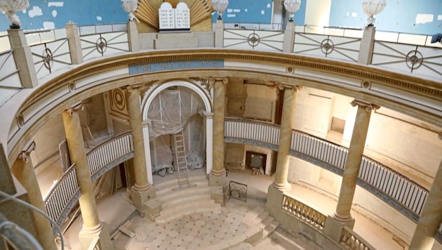 Leeres Gotteshaus: In der Synagoge in der Seittenstettengasse blieb kein Stein auf dem anderen.