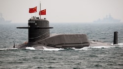 Chinesisches Atom-U-Boot der Jin-Klasse: In die Raketenstarter passen bis zu zwölf ...