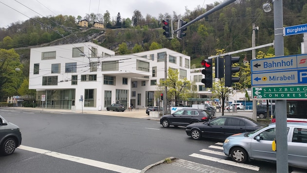 Kreuzung am Rehrplatz in Salzburg: Hier passierte der Unfall.
