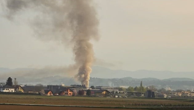Die Rauchsäule war schon von Weitem zu sehen.