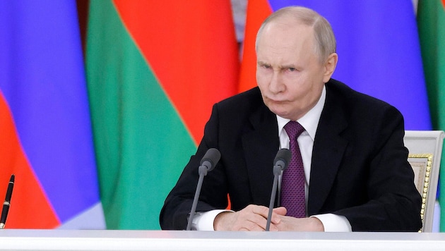 Nachdem die Oster-Feuerpause gescheitert ist, sorgt Moskau mit einer neuen Linie im Konflikt für ...