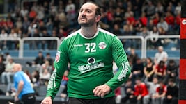 Goalie Golub Doknic und seine Harder Teamkollegen wollen in Bärnbach einen Sieg einfahren.