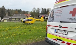 Der 16-Jährige wurde mit dem Hubschrauber ins LKH Graz geflogen. 