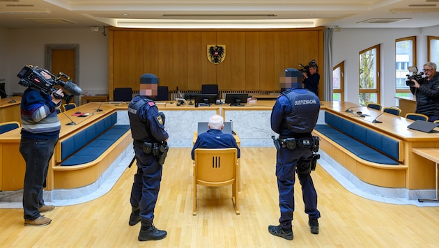 Der Doppelmord-Angeklagte 78-Jährige am Landesgericht Steyr