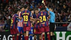 Wie schon im Hinspiel gab es von Seiten Barcelonas erneut Ärger über die Schiedsrichterleistung.