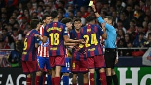 Wie schon im Hinspiel gab es von Seiten Barcelonas erneut Ärger über die Schiedsrichterleistung.