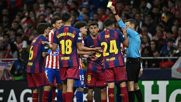 Wie schon im Hinspiel gab es von Seiten Barcelonas erneut Ärger über die Schiedsrichterleistung.