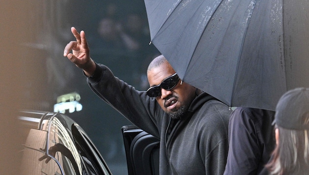 Kanye West hat seinen Auftritt in Marseille auf unbestimmte Zeit verschoben, nachdem die Kritik ...