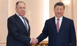 Lawrow versprach Xi Jinping, China,„den Mangel an Ressourcen ausgleichen“.