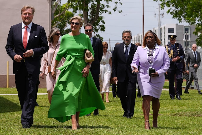 Bei einem Besuch in einer öffentlichen Schule in Miami setzte die niederländische Königin auf ...