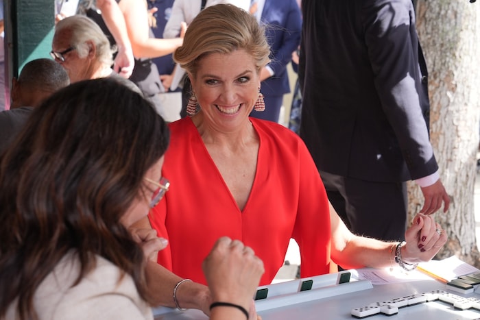 Außerdem setzte sie auf außergewöhnliche Accessoires.