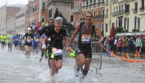 In Venedig trotzten Helga und Martin auch dem Hochwasser.