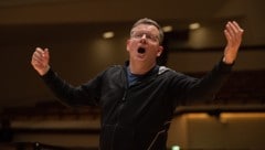 Der weltweit gefeierte Komponist Ēriks Ešenvalds leitet den Abend.