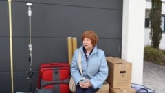 Die Dame aus Deutschland gab ihre Wohnung auf und reiste mit Hab und Gut nach Kärnten, bereit ...