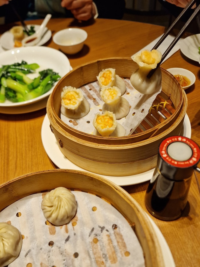 Dim-Sum-Essen: kleine Teigtaschen mit großem Genuss.
