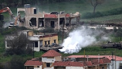 Israels Regierung erwägt nun doch eine Waffenruhe mit der Hisbollah im Libanon.