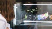 In Automaten ist Lachgas ohne Alterslimit für jedermann frei zugänglich.