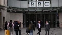 Für etliche Mitarbeiter heißt es „Koffer packen“.