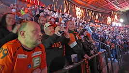 Die Grazer Eishockey-Fans erlebten im ersten Finalspiel ein Spektakel.