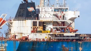 Der russische Tanker LMZ Pluto